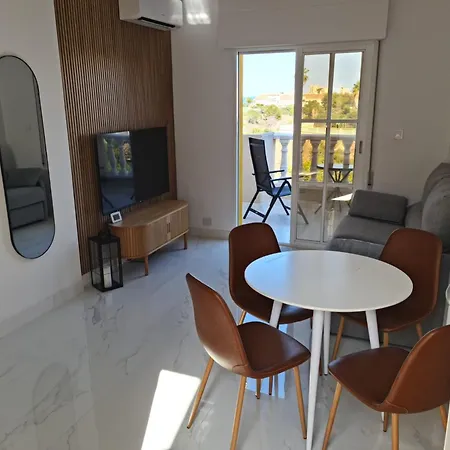 Apartamento La Mata, *